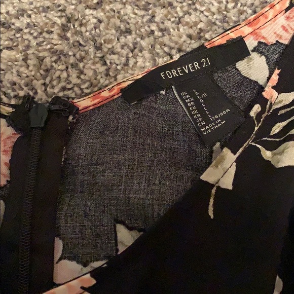 Floral Mini Dress - Picture 3 of 4